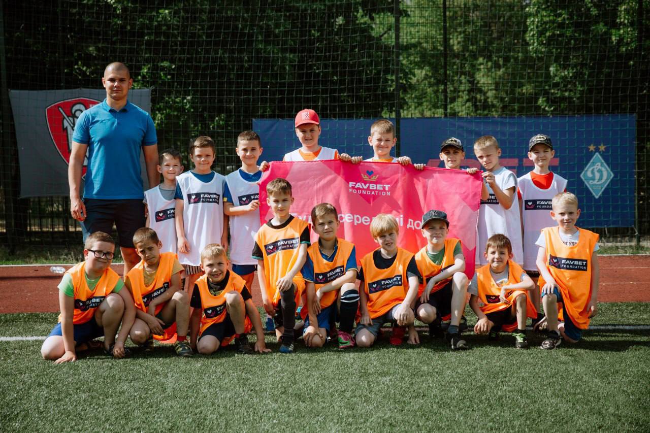 Пліч-о-пліч з Україною. Про найважливіші програми підтримки ЗСУ та населення від бізнесу у 2023 році